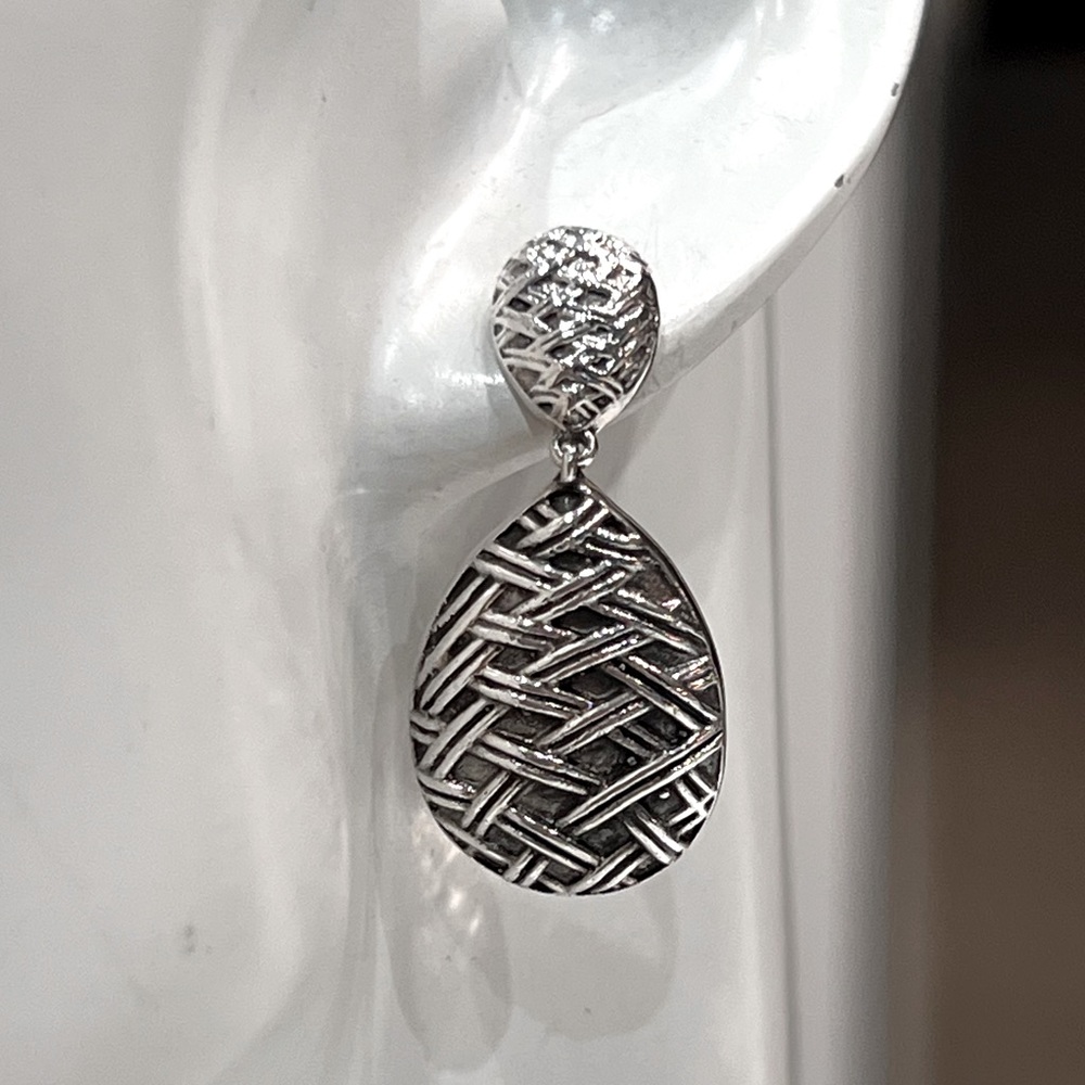 Sterling Silver Pineapple Design Dangle Earrings - image 8